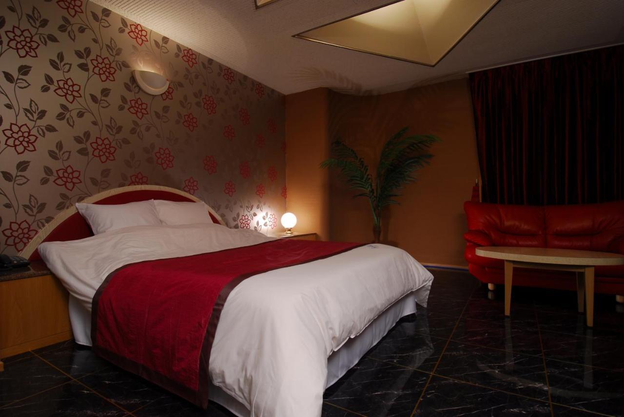 Bay Hill Club Higashi Kokura (Adults Only) Hotel Kitakyushu Exterior photo